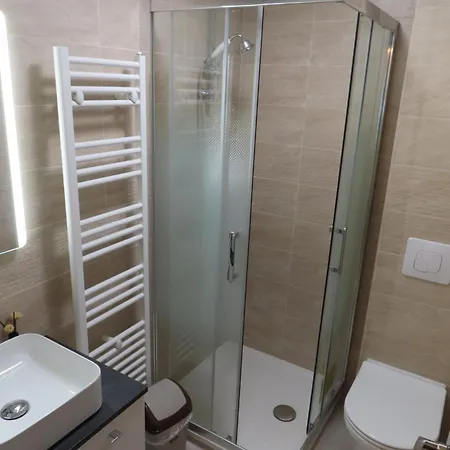 Guest house Deux Lits Separes Bondy